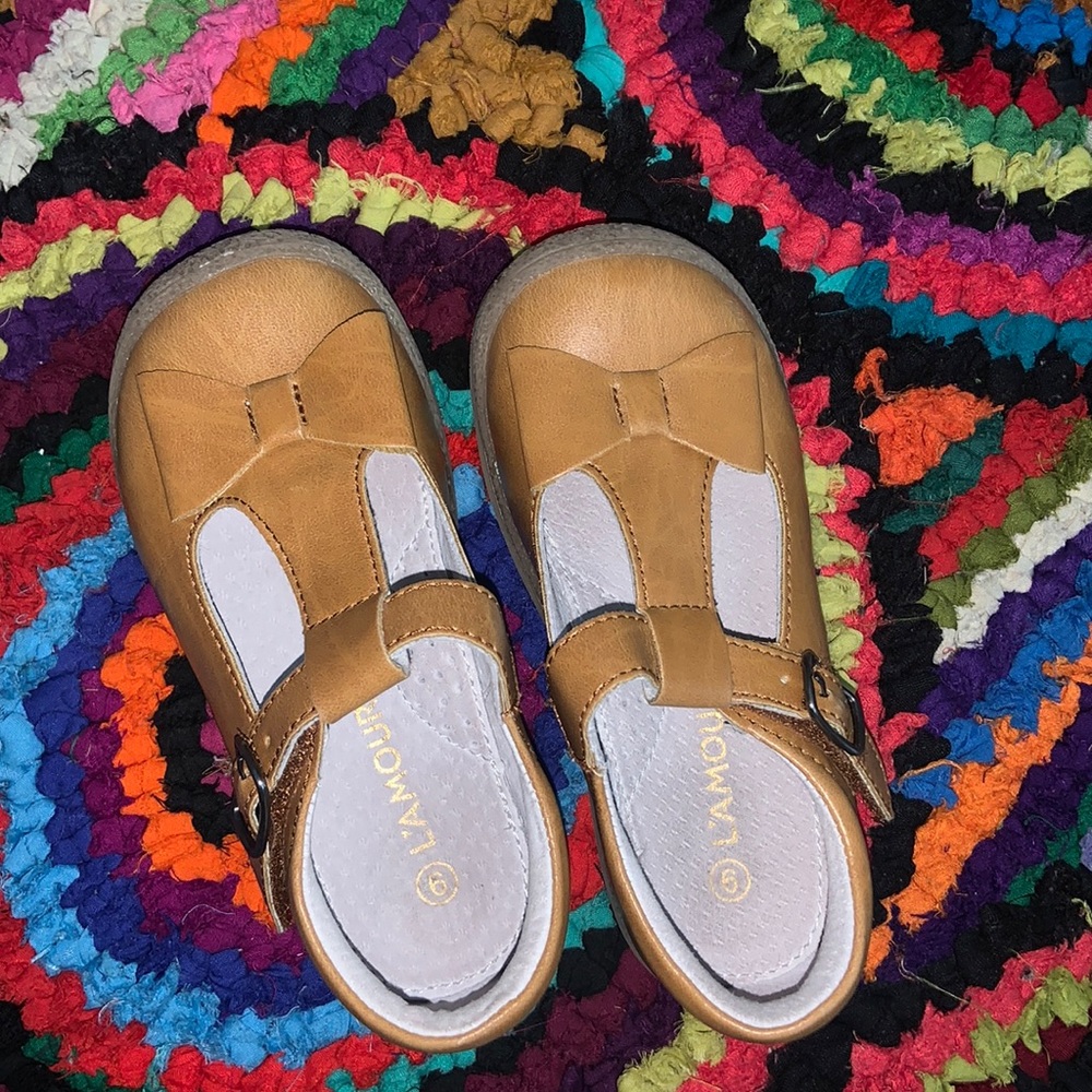 L’amour Tstrap Velcro toddler